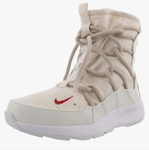 Nike tanjun boots sneakers